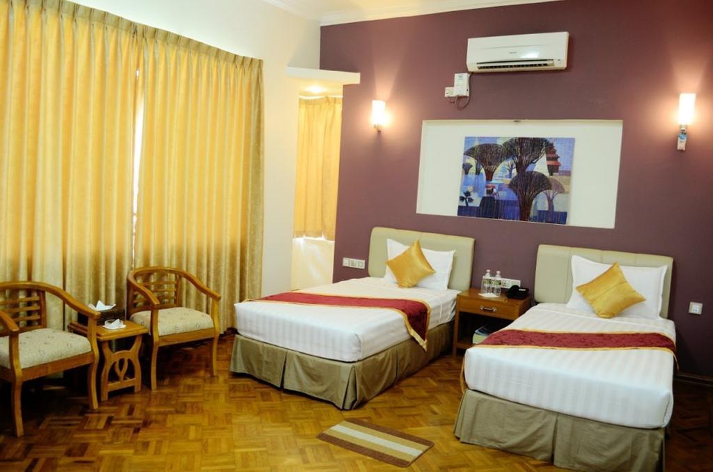 Myat Nan Yone Hotel Naypyidaw Kamer foto