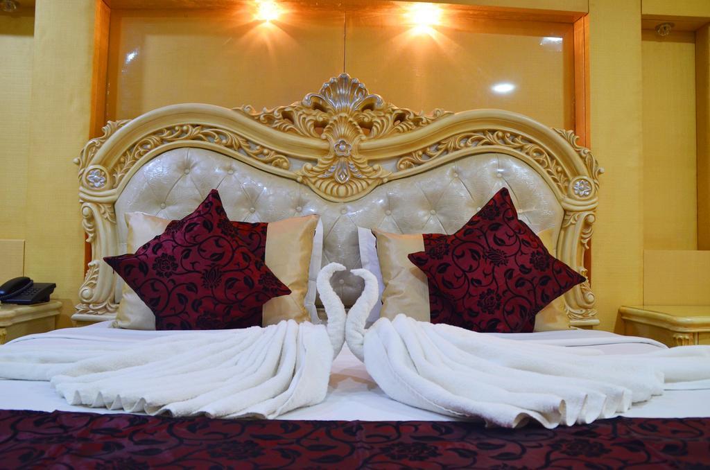 Myat Nan Yone Hotel Naypyidaw Buitenkant foto
