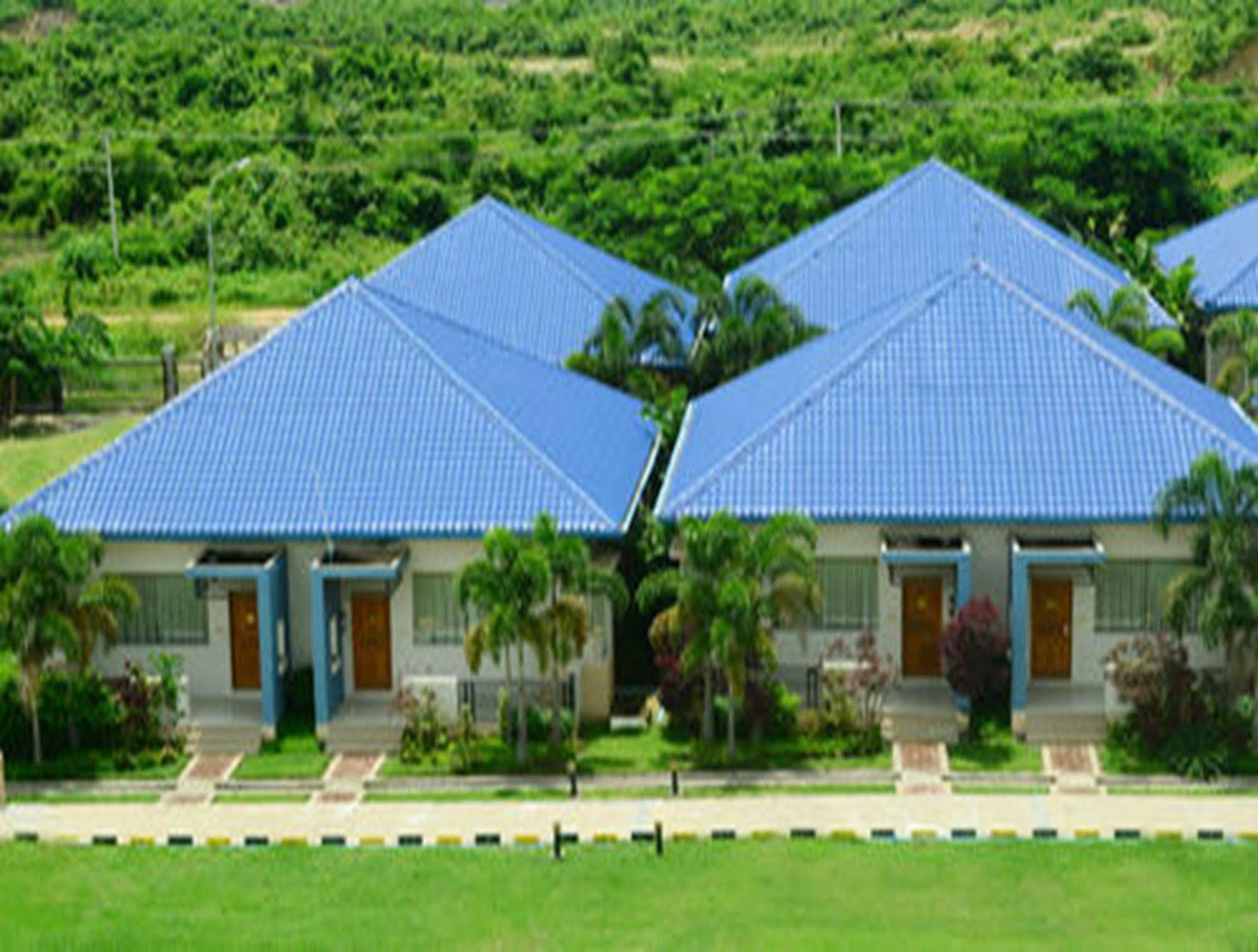 Myat Nan Yone Hotel Naypyidaw Buitenkant foto